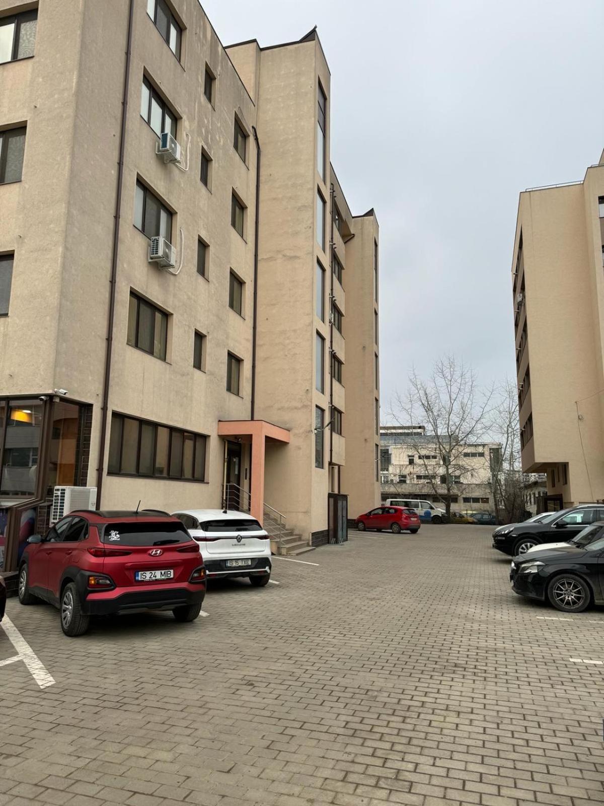 Luxury Young Residence Iasi Eksteriør billede